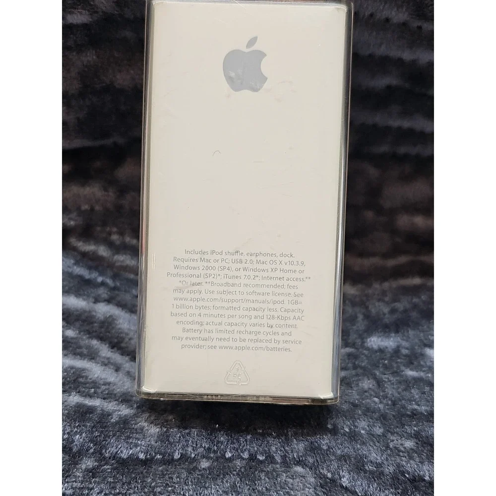 Apple iPod Shuffle (2nd Generation) 1GB in silver, model number MB225LL/A